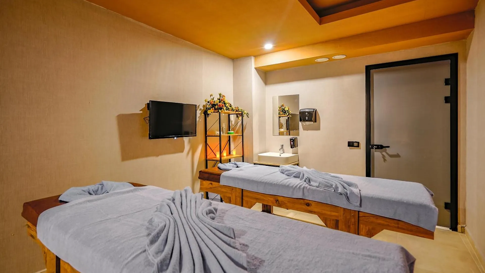 אנטליה Lupo Libero Hotel Spa
