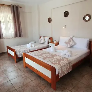 https://house-kyriaki.hotelschalkidiki.net