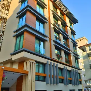 Hotel In The Middle, Antalya