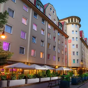 Leonardo 4* Budapeste